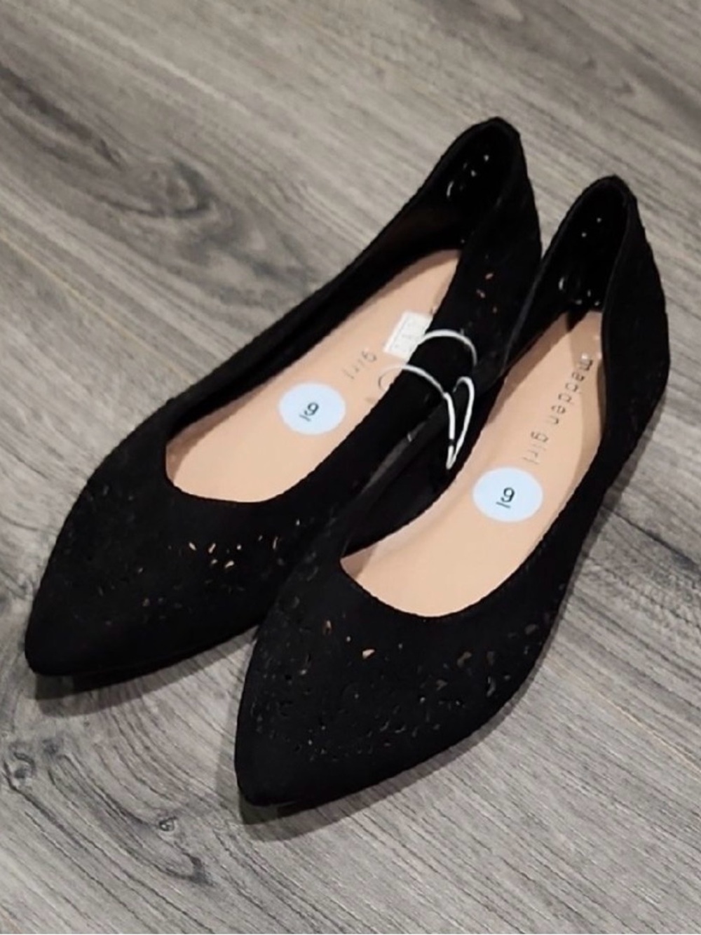 NWOT Madden Girl Tamy Eyelet Faux Black Suede Pointed Toe Ballet Flats
